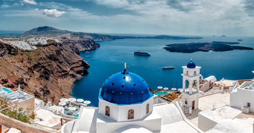 Relaxing in Santorini's Lesser Known Spots