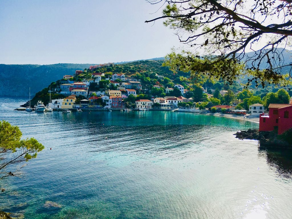 Days 3–4 Explore Your First Island