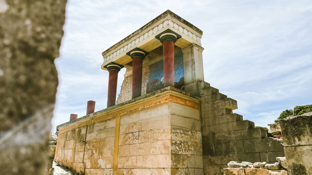 Discover the Palace of Knossos